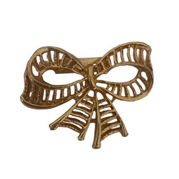 Vintage Gold Tone Bow Brooch Pin - Picture 1 of 3